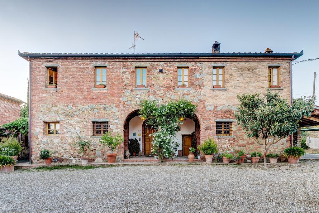 Agriturismo Il Poggiarello Foiano Della Chiana Eksteriør bilde