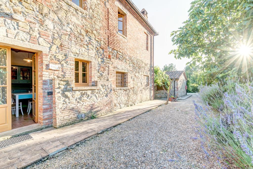 Agriturismo Il Poggiarello Foiano Della Chiana Eksteriør bilde
